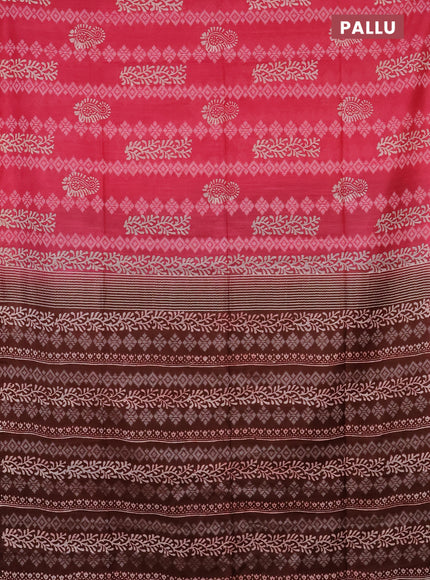 Semi bamboo saree pink shade and maroon shade with allover thread weaves & prints in borderless style