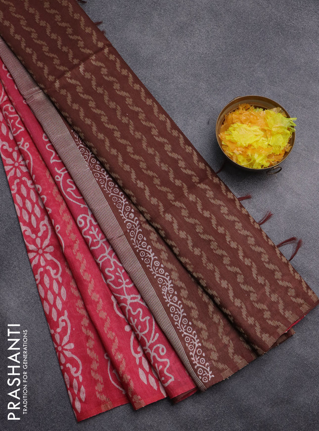 Semi bamboo saree pink and maroon shade with allover thread weaves & prints in borderless style