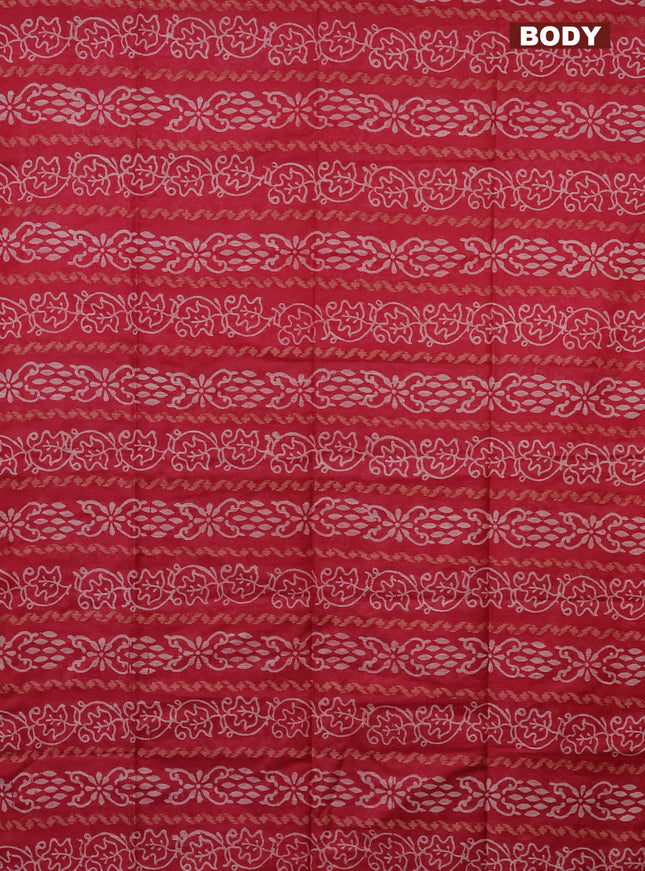 Semi bamboo saree pink and maroon shade with allover thread weaves & prints in borderless style