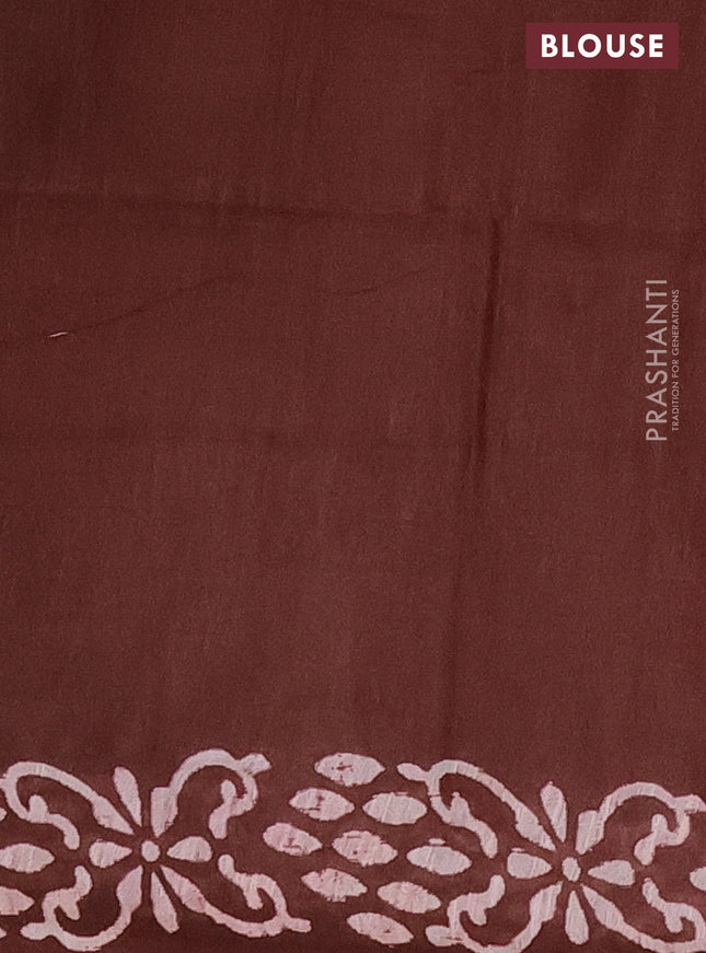 Semi bamboo saree pink and maroon shade with allover thread weaves & prints in borderless style
