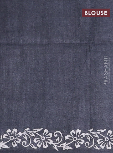 Semi bamboo saree pastel green and elephant grey with allover thread weaves & prints in borderless style