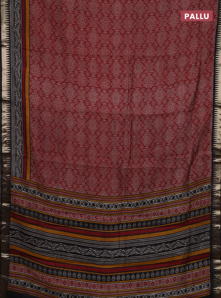 Maroon & Black Semi Maheshwari Cotton Saree