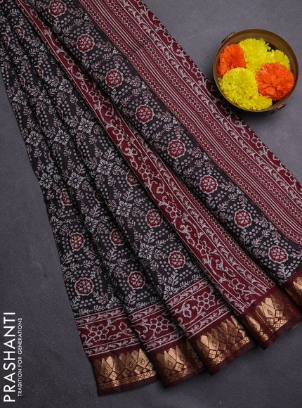 Black & Maroon Semi Maheshwari Cotton Saree