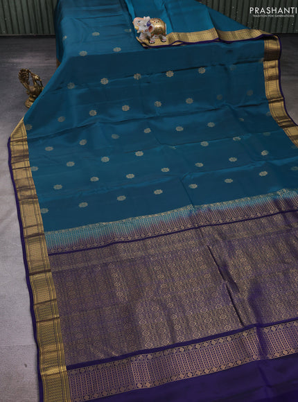 Peacock Green & Navy Blue Kanchipuram Silk - Buttas