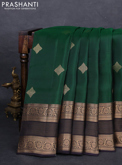 Green & Black Kanchipuram Silk - Buttas
