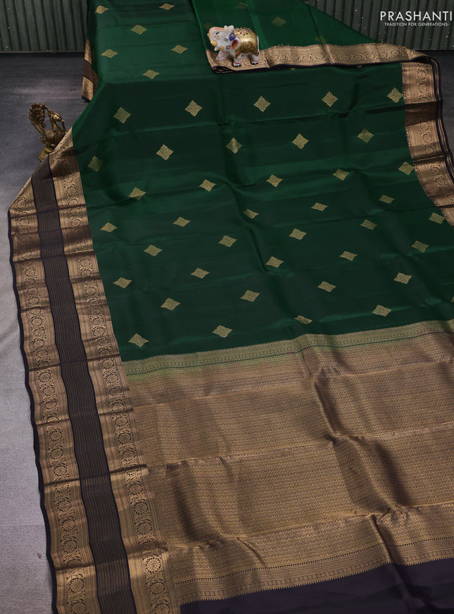 Green & Black Kanchipuram Silk - Buttas