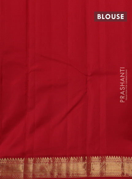 Green & Red Pure Kanchipuram Silk - Buttas