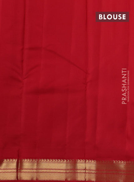 Green & Red Pure Kanchipuram Silk - Buttas