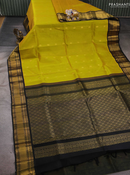 Mustard Green & Black Silk Cotton Kuppadam - Buttas