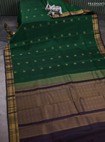 Green & Black Kanchipuram Silk - Buttas