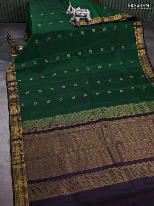 Green & Black Kanchipuram Silk - Buttas