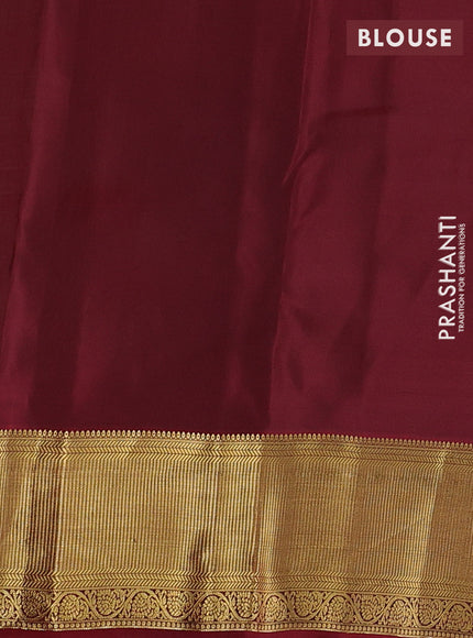 Sap Green & Maroon Kanchipuram Silk - Buttas