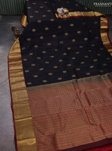 Black & Maroon Kanchipuram Silk - Buttas