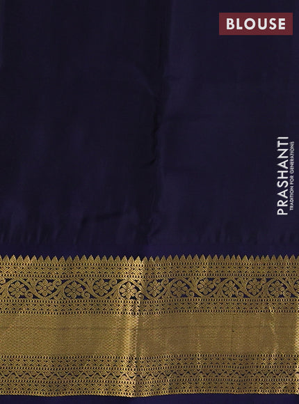 Pista Green & Navy Blue Kanchipuram Silk - Buttas