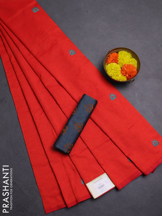 Red & Grey Semi Silk Cotton Saree - Embroidery