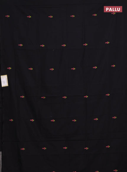 Black & Peach Semi Silk Cotton Saree - Embroidery