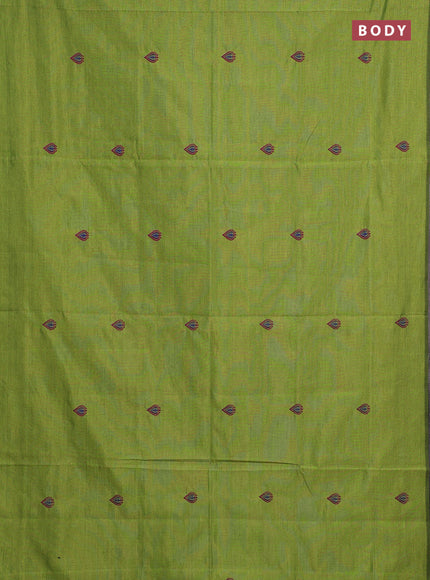 Green & Magenta Pink Semi Silk Cotton Saree - Embroidery