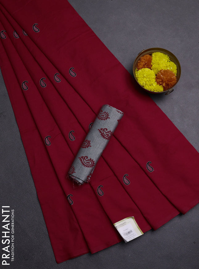 Red & Grey Semi Silk Cotton Saree - Embroidery