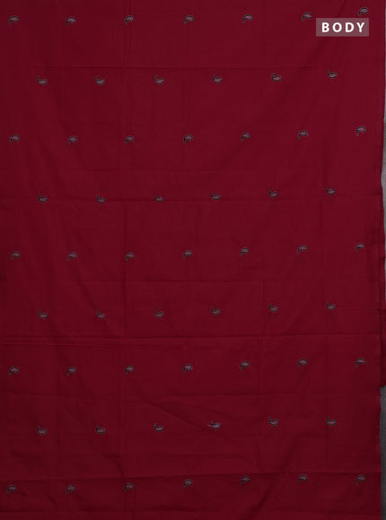 Red & Grey Semi Silk Cotton Saree - Embroidery