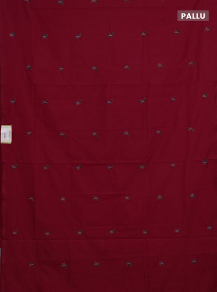 Red & Grey Semi Silk Cotton Saree - Embroidery