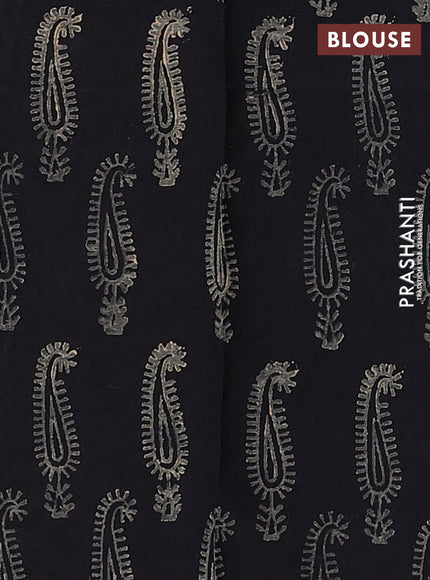 Chiku & Black Semi Silk Cotton Saree - Embroidery