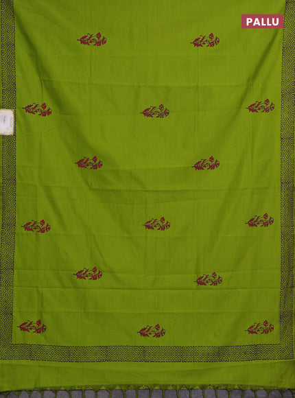 Green & Purple Semi Silk Cotton Saree - Printed