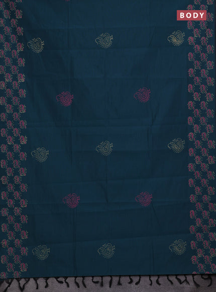 Peacock Green & Peach Semi Silk Cotton Saree - Printed