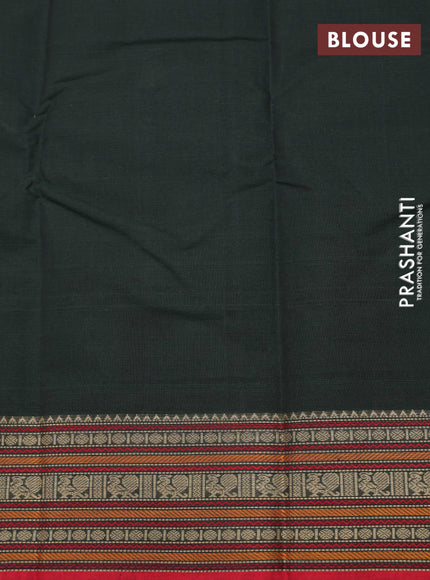 Bottle Green & Red Kanchi Cotton - Buttas