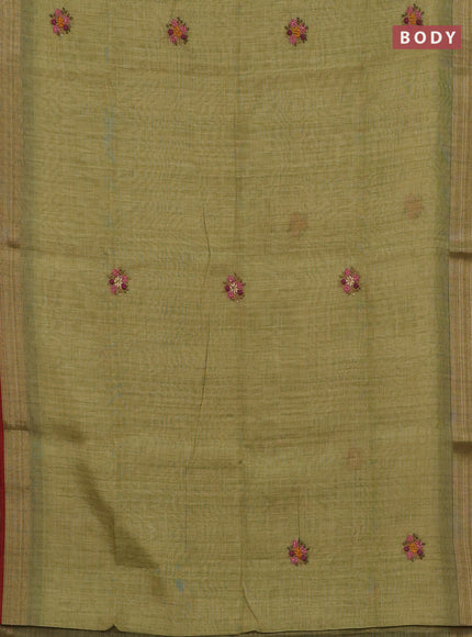 Green & Red Linen Saree - Embroidery