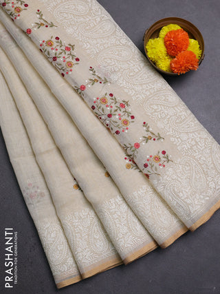 Off White & Maroon Linen Saree - Embroidery