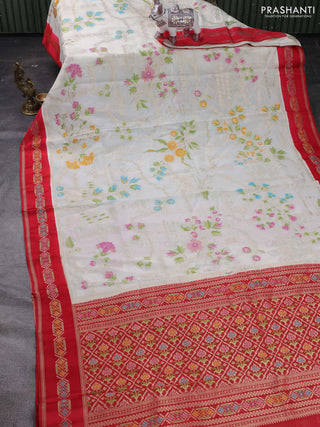 Off White & Red Kosa Jamdani Silk Saree