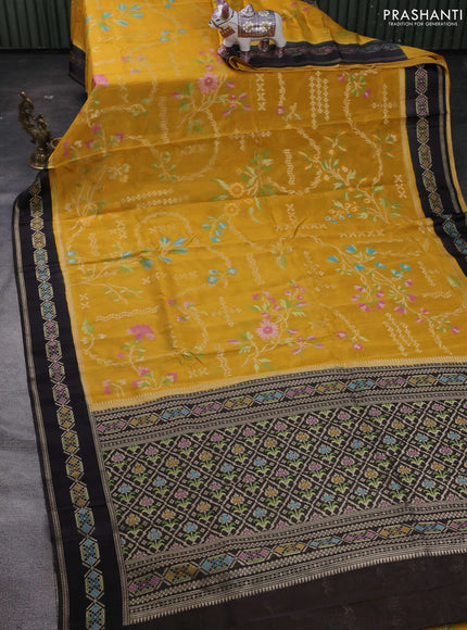 Mustard Yellow & Black Kosa Jamdani Silk Saree