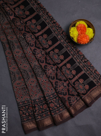 Coffee Brown & Black Maheshwari Silk Cotton Saree - Ajrakh Prints