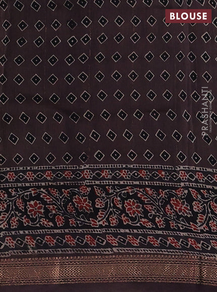 Coffee Brown & Black Maheshwari Silk Cotton Saree - Ajrakh Prints