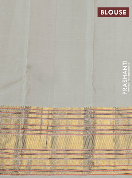 Red & Pista Green Pure Kanchipuram Silk - Buttas