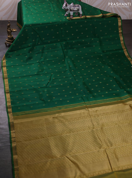 Green & Mustard Green Pure Kanchipuram Silk - Buttas