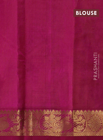 Pink & Magenta Pink Silk Cotton Saree - Vairaosi