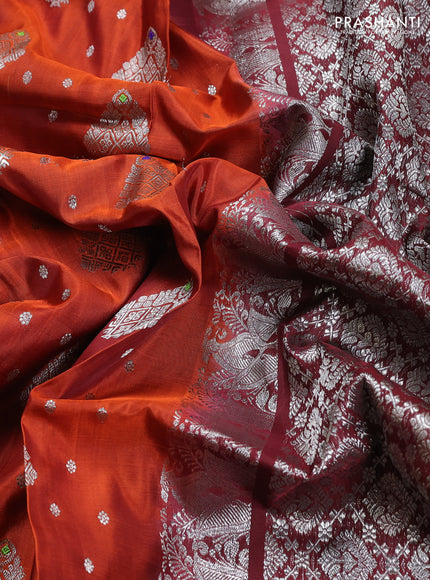 Rust & Maroon Venkatagiri Silk - Buttas