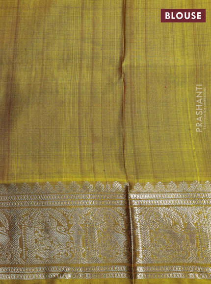 Maroon & Mehendi Green Venkatagiri Silk - Buttas