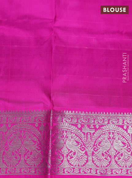 Mehendi Green & Pink Venkatagiri Silk - Checks