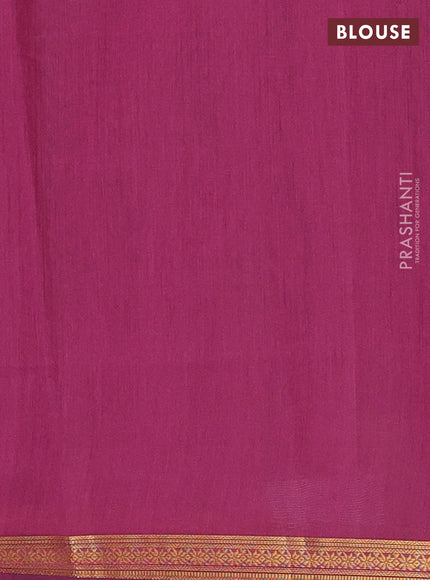 Green & Magenta Pink Semi Maheshwari Cotton - Buttas