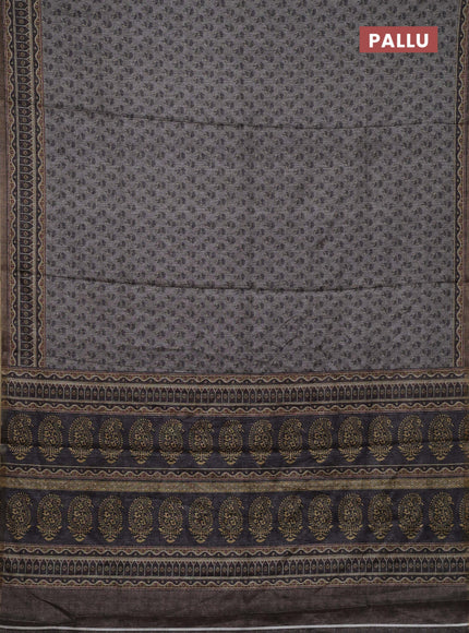 Grey Semi Tussar Saree