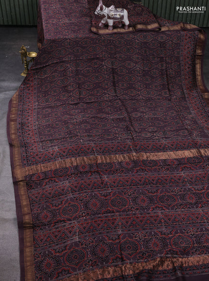 Rosy Brown Maheshwari Silk Cotton Saree - Ajrakh Prints