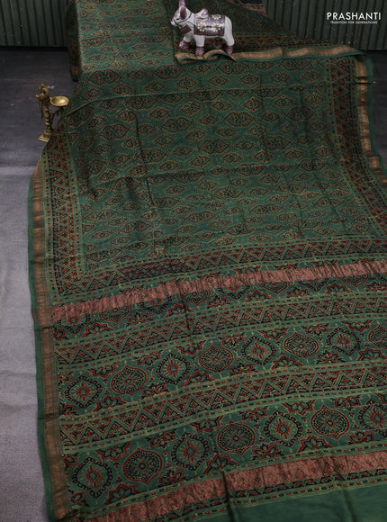 Green Maheshwari Silk Cotton Saree - Ajrakh Prints