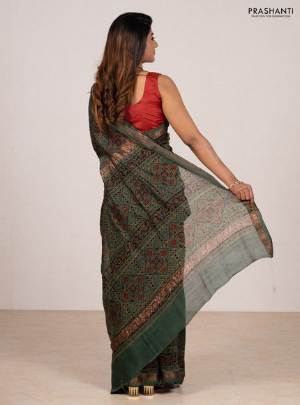 Green Maheshwari Silk Cotton Saree - Ajrakh Prints