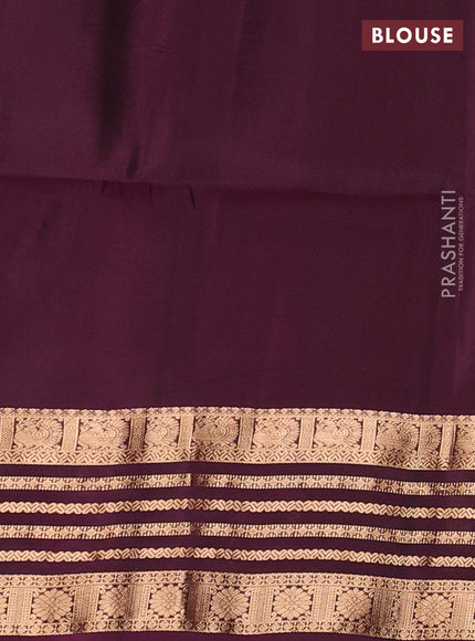Mehendi Green & Wine Kanchipuram Soft Silk - Buttas