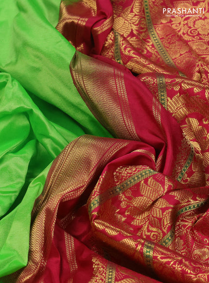 Green & Maroon 10 Yards Silk Saree