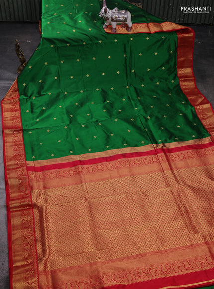 Green & Red 10 Yards Silk - Buttas