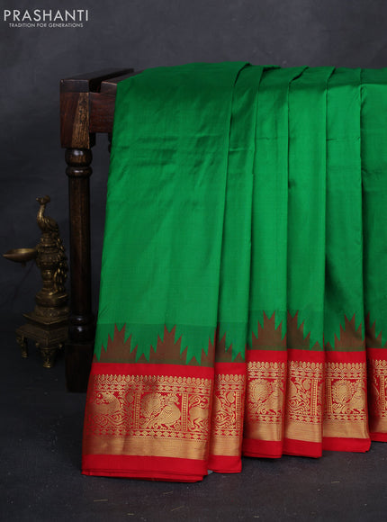 Green & Red 10 Yards Silk - Buttas