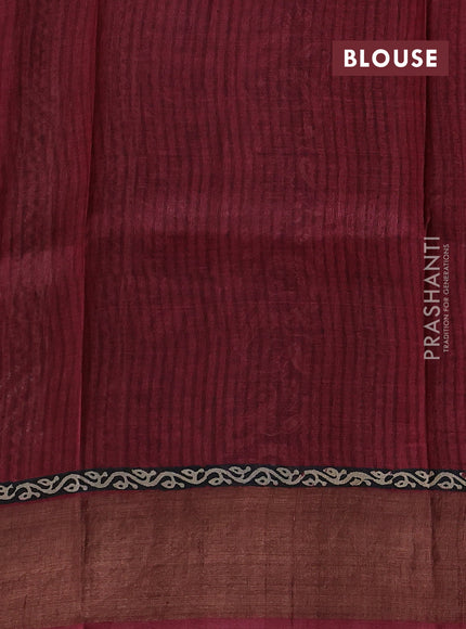 Black & Maroon Pure Tussar Saree - Zigzag Prints